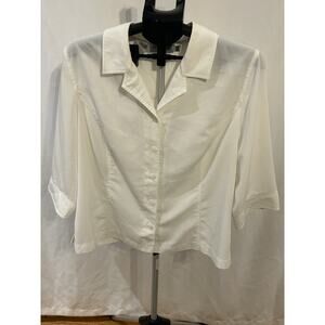 Kathy Che Women's size 16 White Collared Blouse